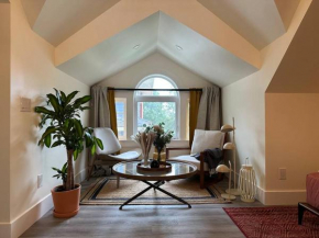The Guesthouse on Ada